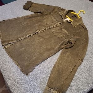 Button front long and roll up 3/4 sleeve shirt